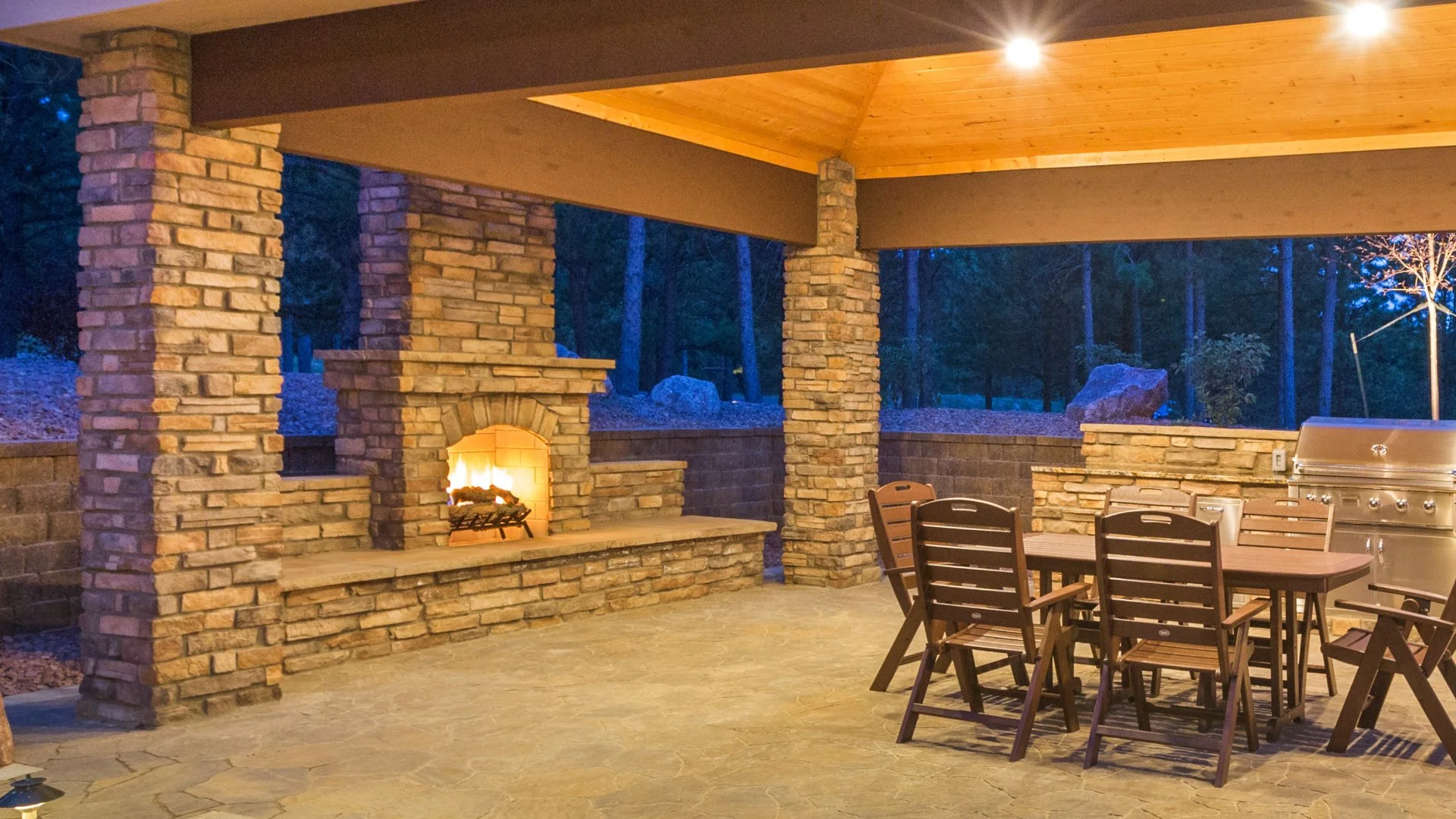 Comparing Fire Pits vs Outdoor Fireplaces for Your Property in Lubbock, TX